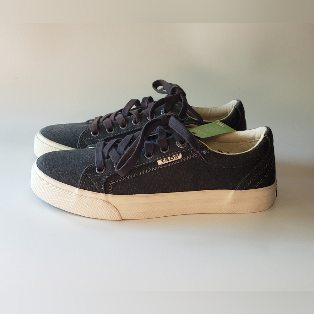 NWT Taos Plim Soul Women's Dark Gray Canvas Sneaker Size 7